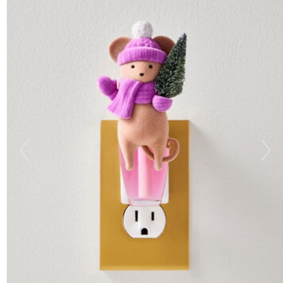 Bath & Body Works Mouse With Tree Wallflowers Fragrance Plug - Picture 3 of 5